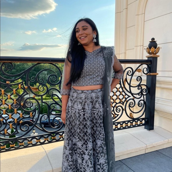 Meet your Posher, Reema - Picture 2 of 2